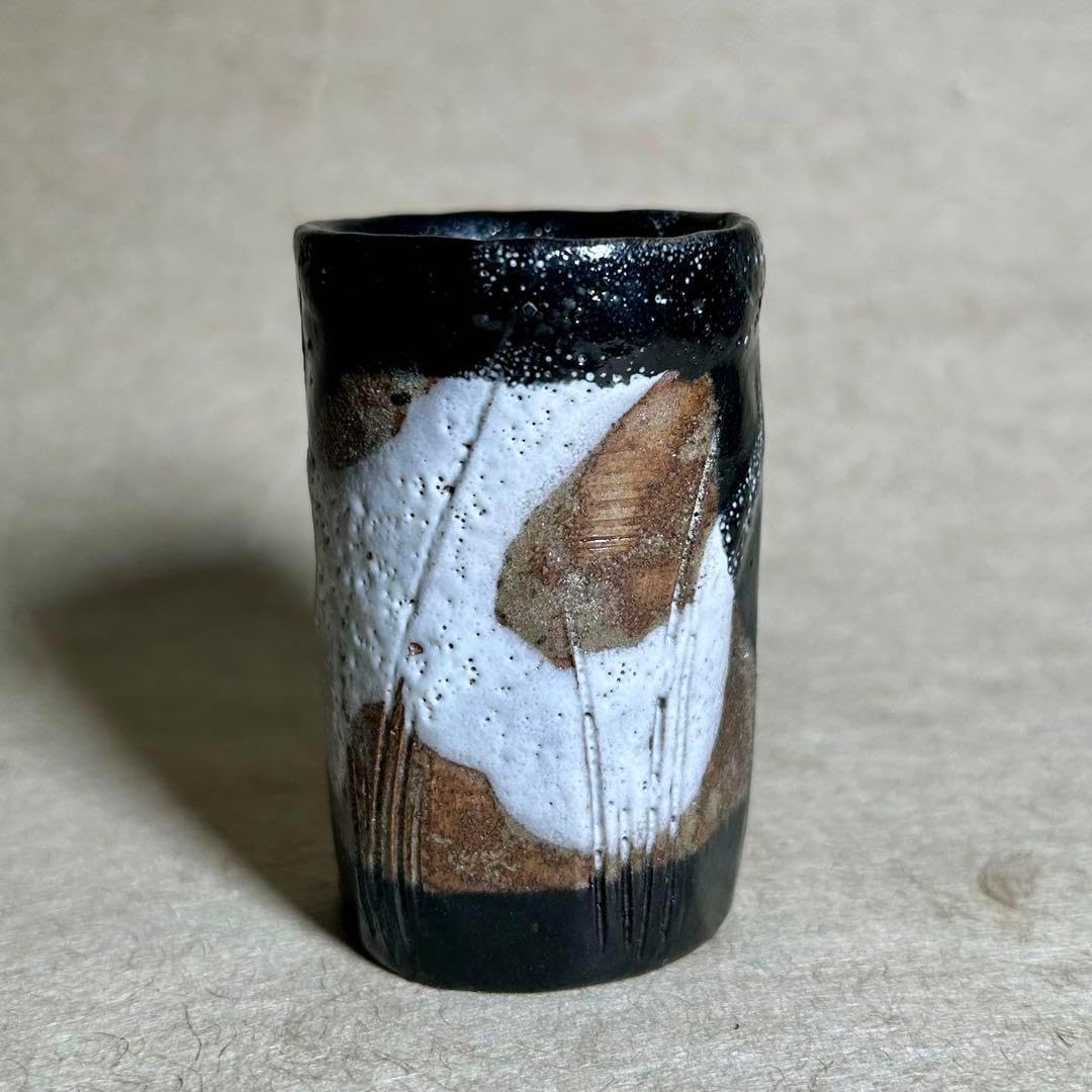 270 朝鮮唐津ぐい呑 唐津焼 ぐい呑 陶器 酒器 焼き物